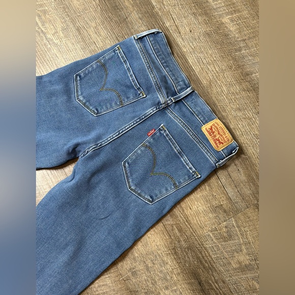 Levi Blue Denim Skinny Jeans - Picture 4 of 4